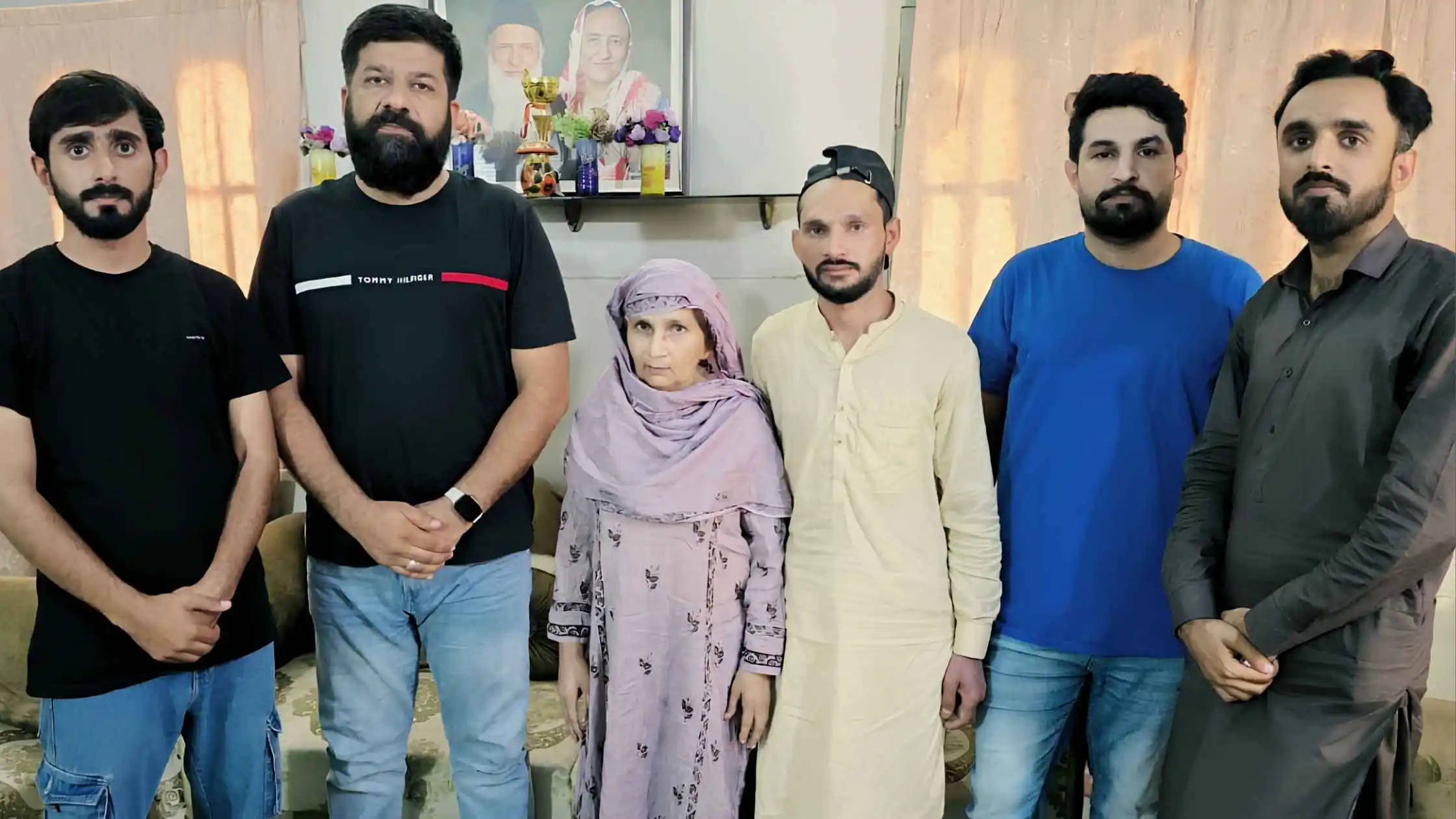 Shaheen Bibi Reunited With Family After 8 Years | Mera Pyara
