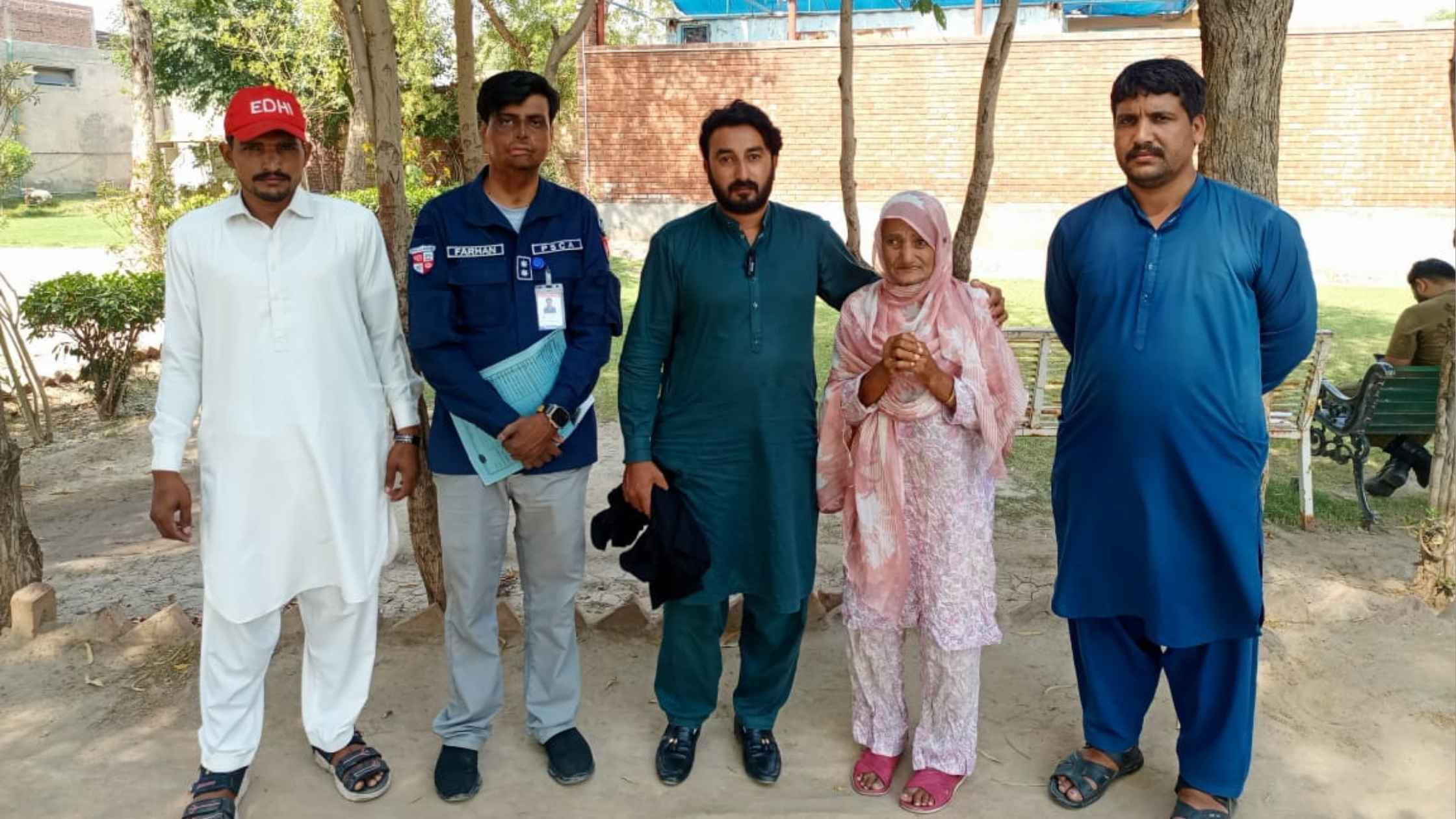 Asmat Zahra Reunited After 2 Years Through Mera Pyara